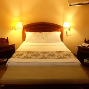 3* Hotel El Cielito - Makati