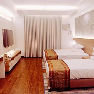 https://cozy-suite-studio-type-condo-in-matina-enclaves.davao-hotels.com